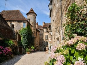 Carrenac, join us on our Dordogne tour