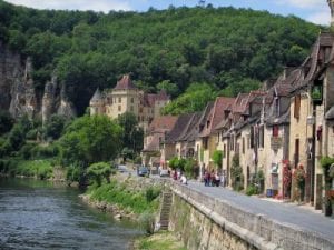 La-Roque-Gageac, join us on our Dordogne car tour.