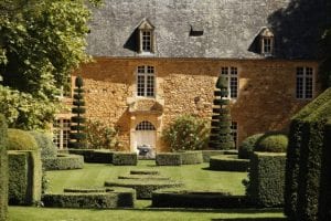Eyrignac gardens, join us on our Dordogne car tour