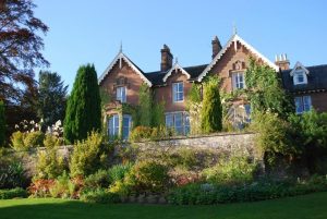 Join us on our car tour to the Scottish Highlands