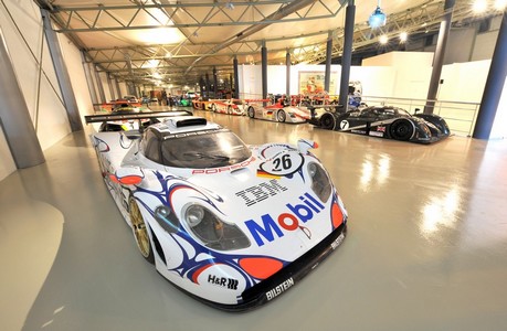 NOUVEAU MUSEE DE L'AUTOMOBILE/CIRCUIT DE LA SARTHE